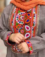 مانتو پیراهنی سنتی نارین (قهوه ای ) - Image 4