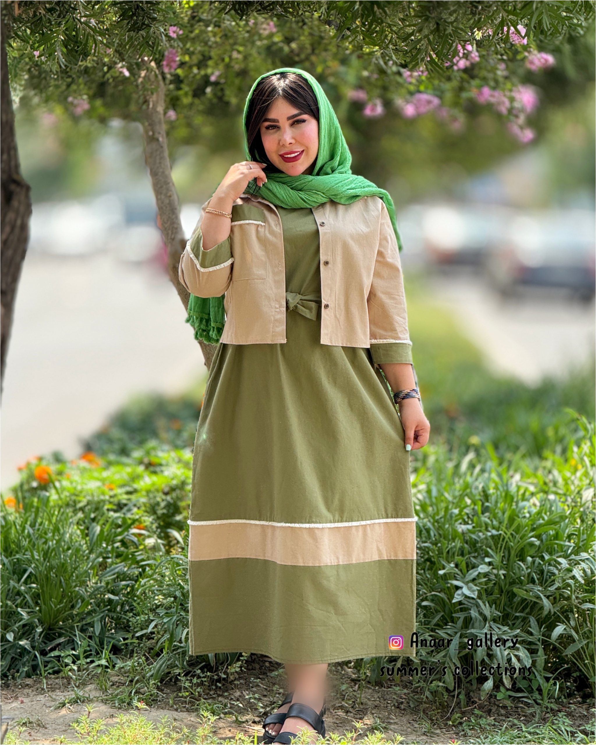 photo-output 2 ست کت و سارافون آسینا (سبز) - Image 1