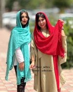 شال الیافی قرمز و آبی روشن