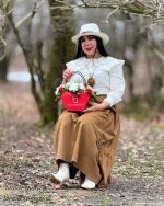 ست شومیز دامن رخساره (شومیز کرم+دامن قهوه ای) - Image 2