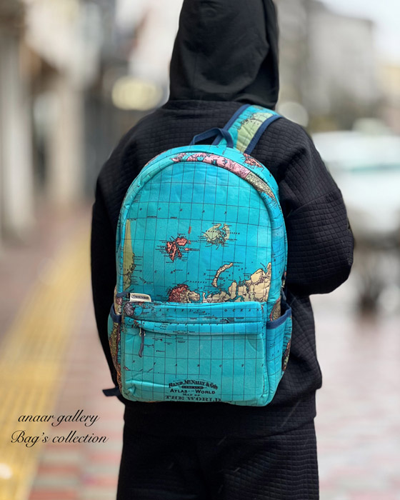 photo-output-6 کوله پشتی ریزو طرح کره زمین آبی - Image 1