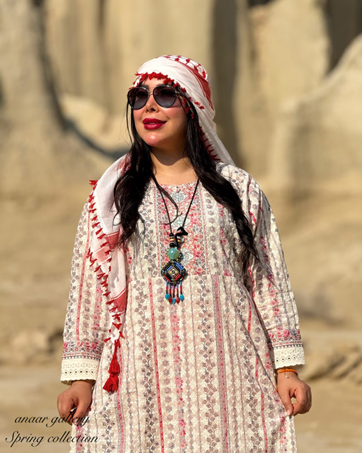 photo-output-8 پیراهن یاسمن - Image 1
