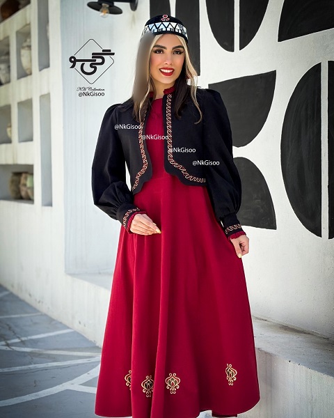 IMG_0109 کت و سارافن طرح میهن (مشکی قرمز) - Image 1