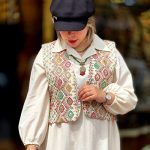 جلیقه سنتی کرم (در 8 طرح)